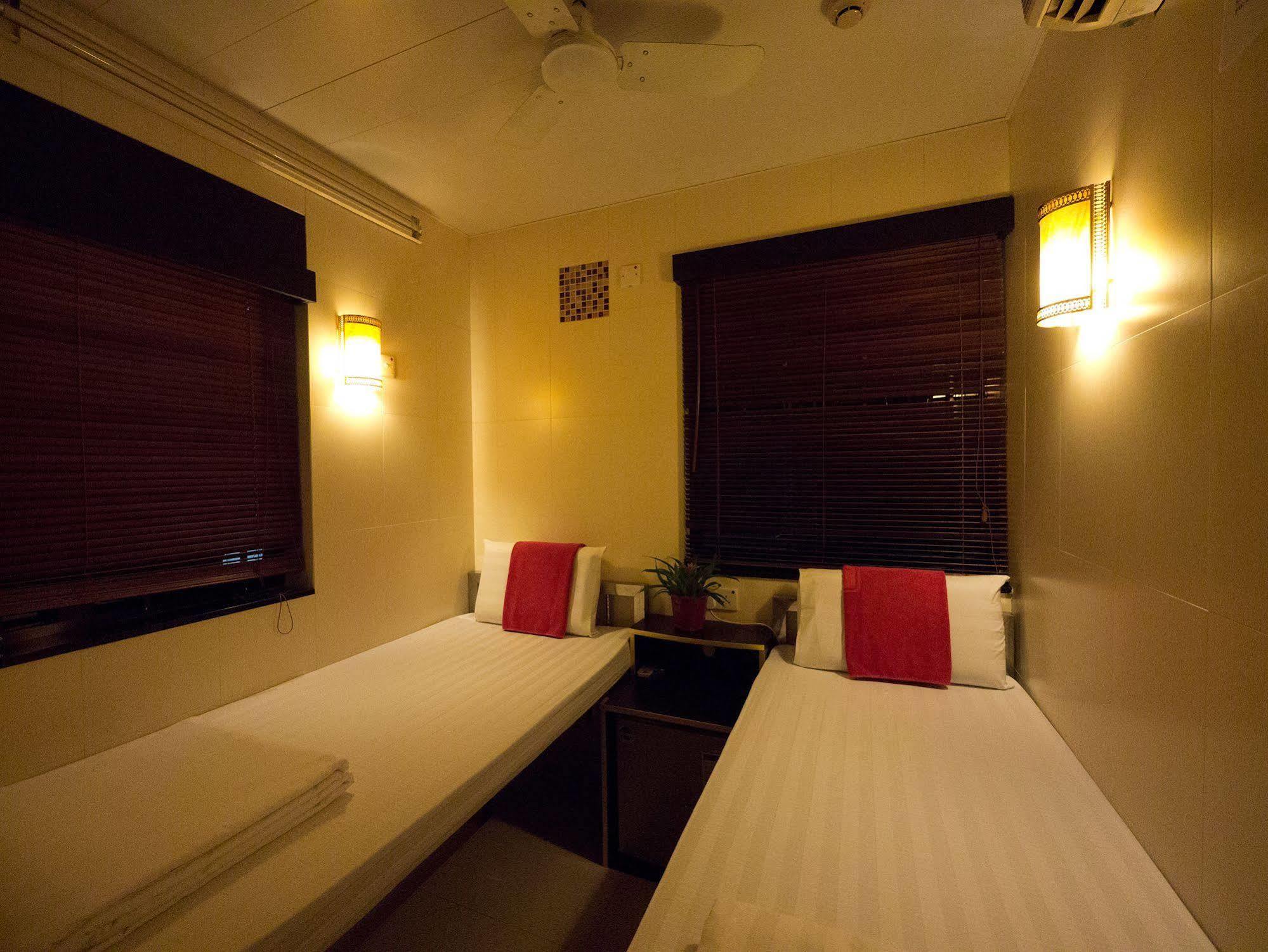 New Fortunate Guest House Hong Kong Exterior photo